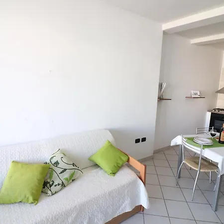 Arianna In Centro Apartment *